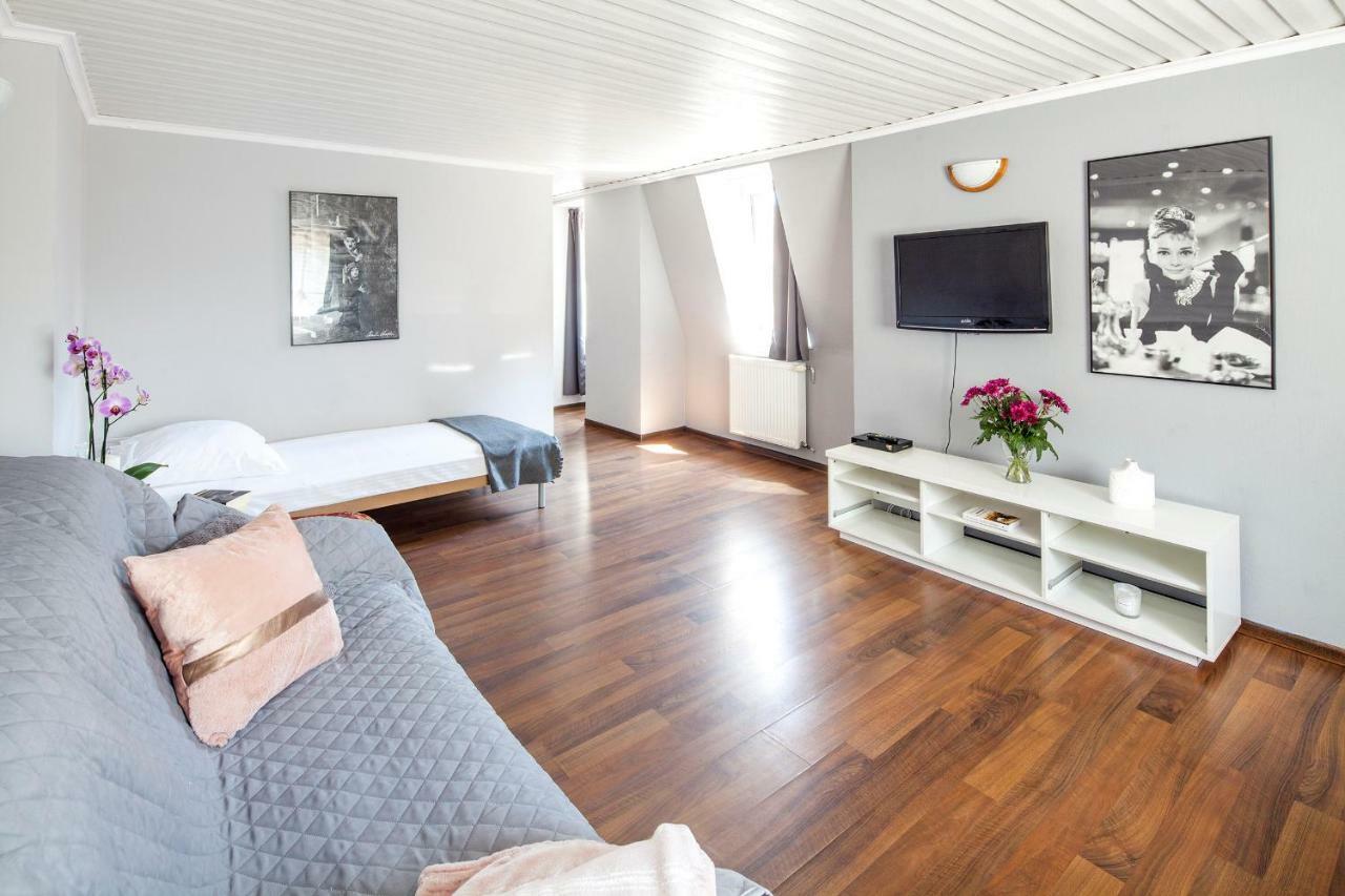 Sleepy3City Apartments Abrahama 16 グディニャ エクステリア 写真